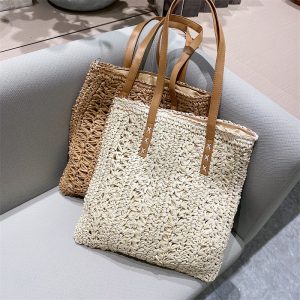 Woven Straw Shoulder Bag Large Capacity Hollow Tote Casual Beach Bag