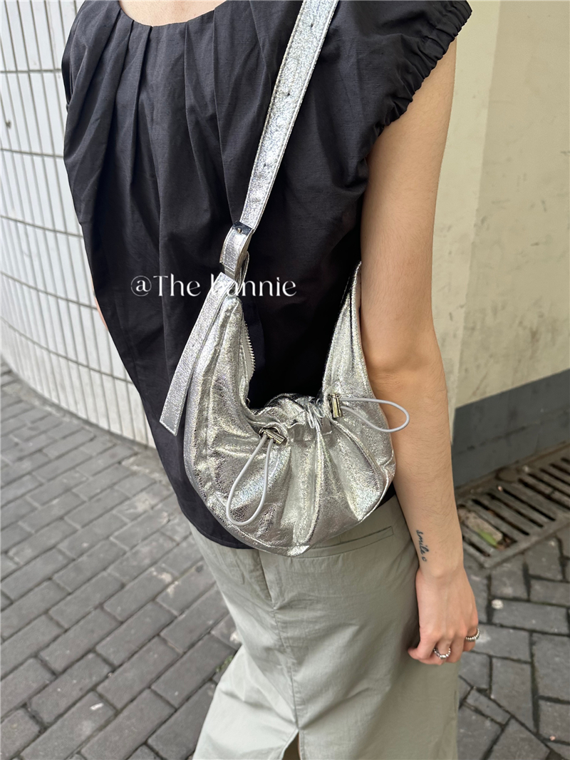 Korean Ins Silver Drawstring Ruched Cloud Bag Niche Design High Quality Crossbody Shoulder Bag - Image 2