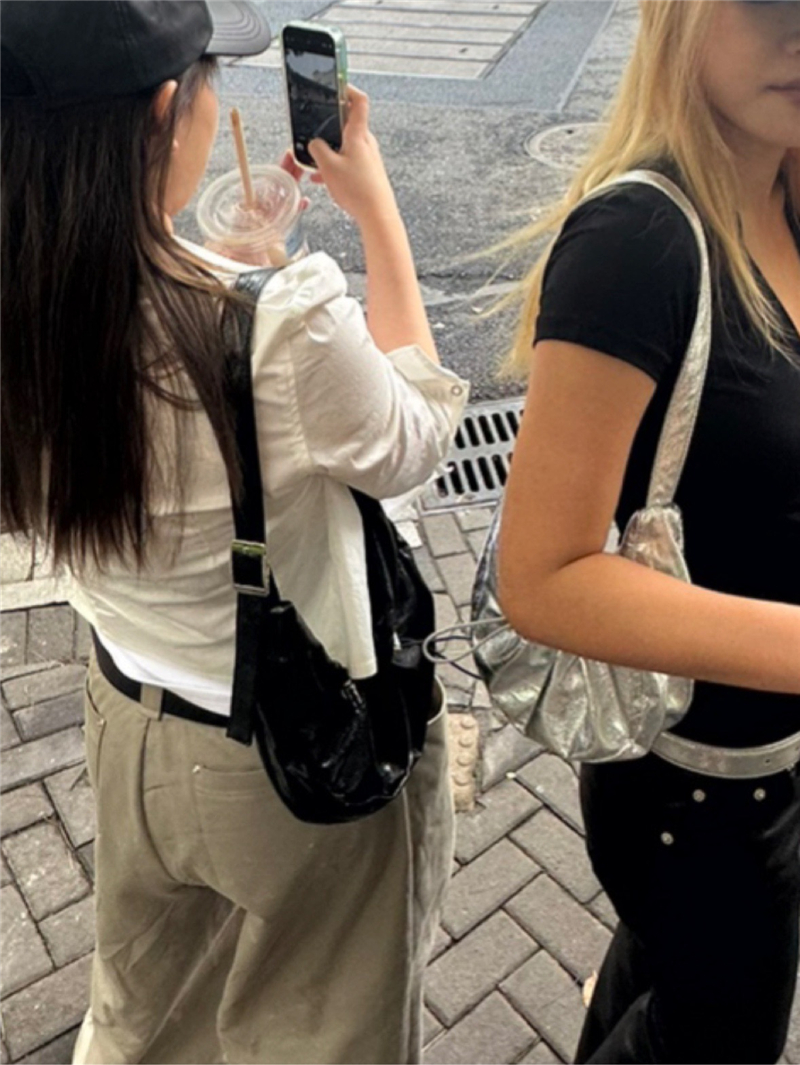 Korean Ins Silver Drawstring Ruched Cloud Bag Niche Design High Quality Crossbody Shoulder Bag - Image 4