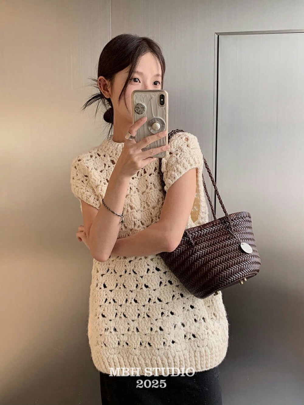 mbh-french-vintage-full-grain-leather-handwoven-bucket-bag-shoulder-bag-with-storage-pouch