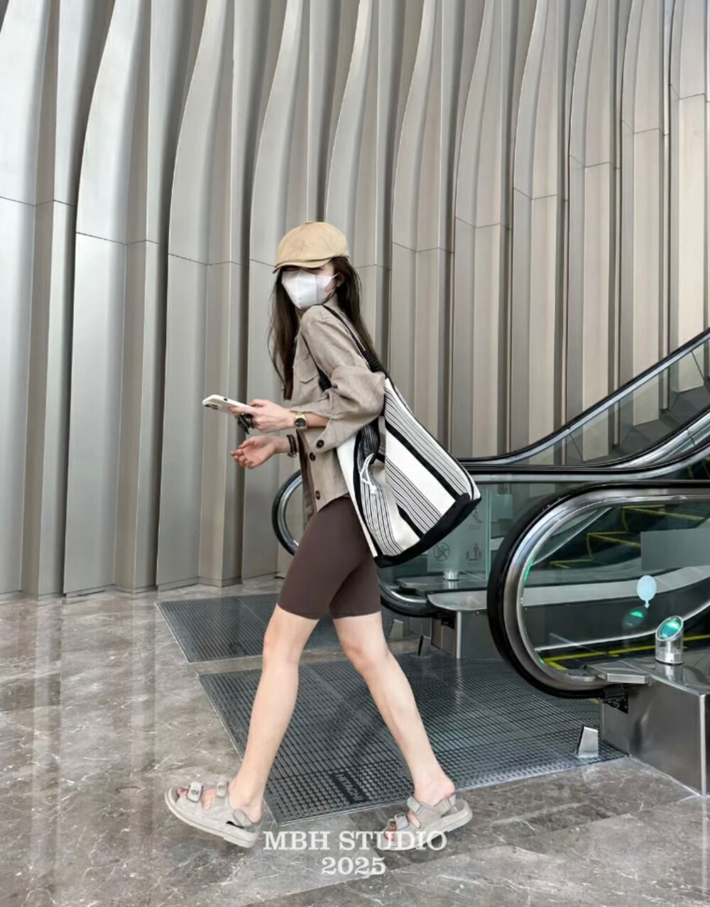 Lazy Style Striped Color Block Canvas Bucket Bag Large Capacity Casual Commuter Shoulder Bag with Storage Pouch