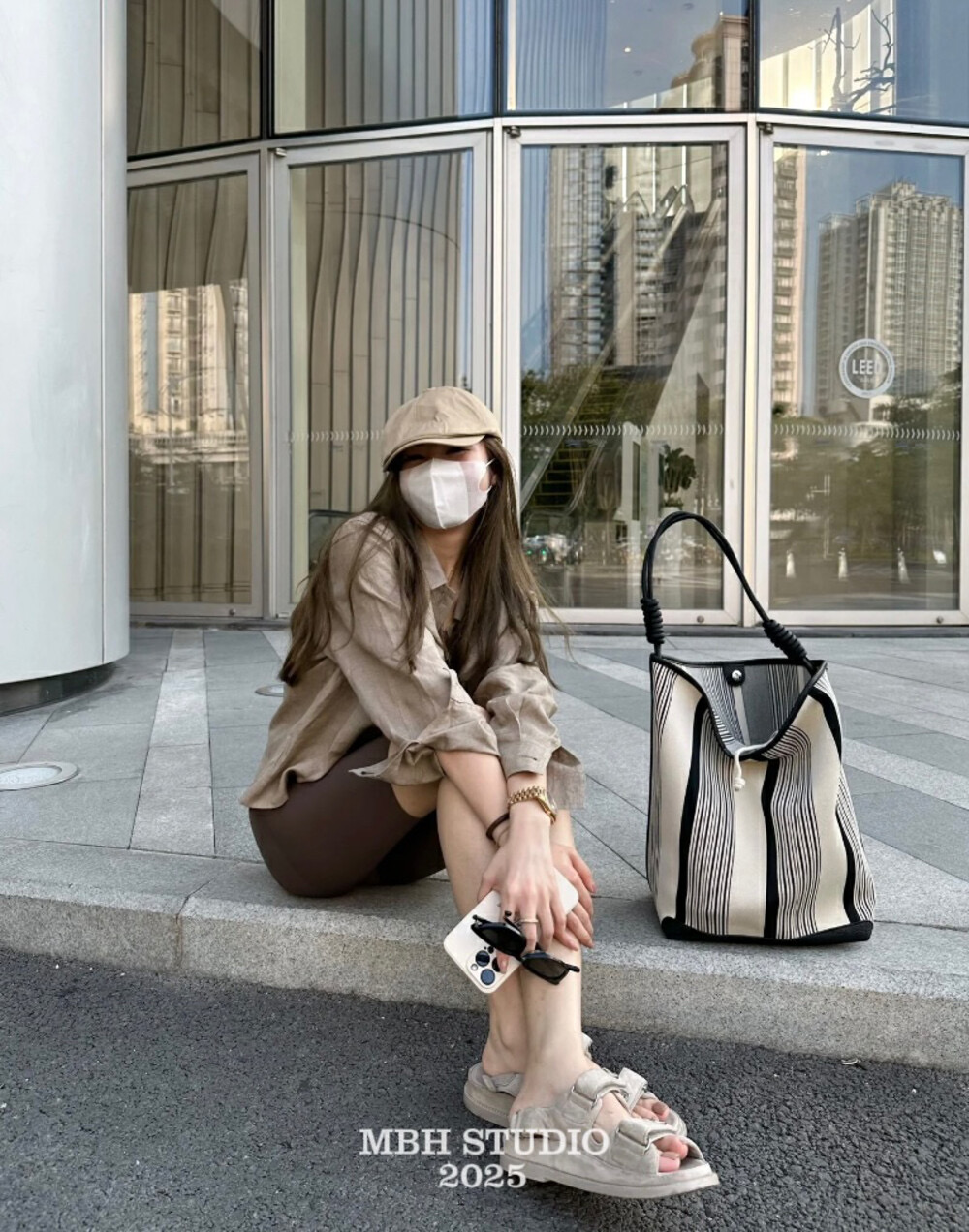 Lazy Style Striped Color Block Canvas Bucket Bag Large Capacity Casual Commuter Shoulder Bag with Storage Pouch - Image 2