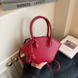 2025 New Shell Handbag Women's Fashion Versatile Black Shoulder Crossbody Bag