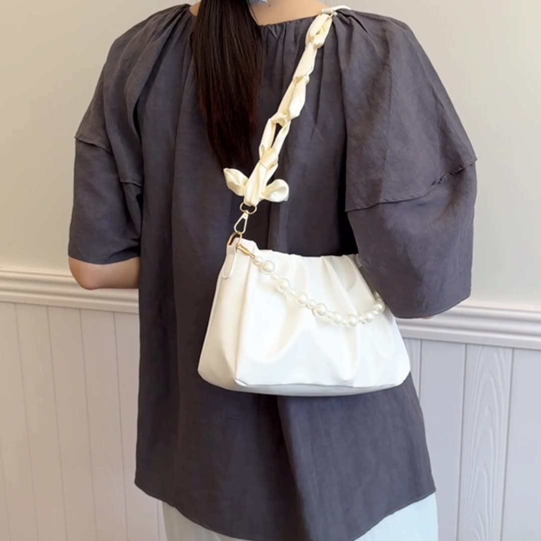 2025 Summer Women's Underarm Crossbody Bag Pleated Cloud Style Solid Color PU - Image 4